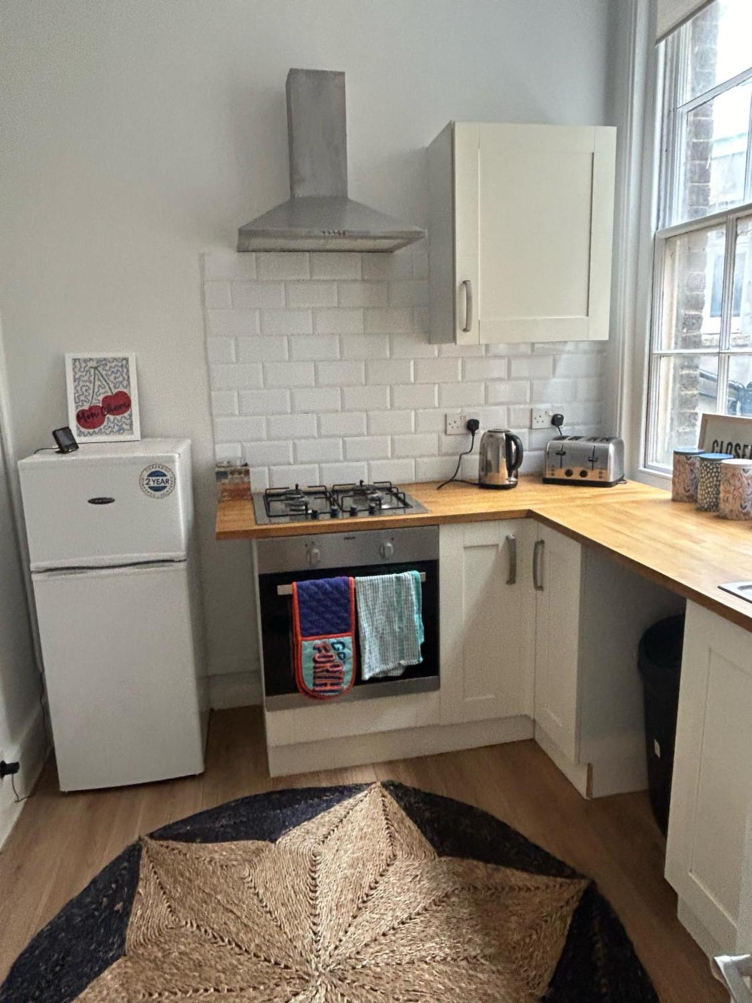 Bright Apartment In The Heart Of St Leonards Hastings Exterior photo