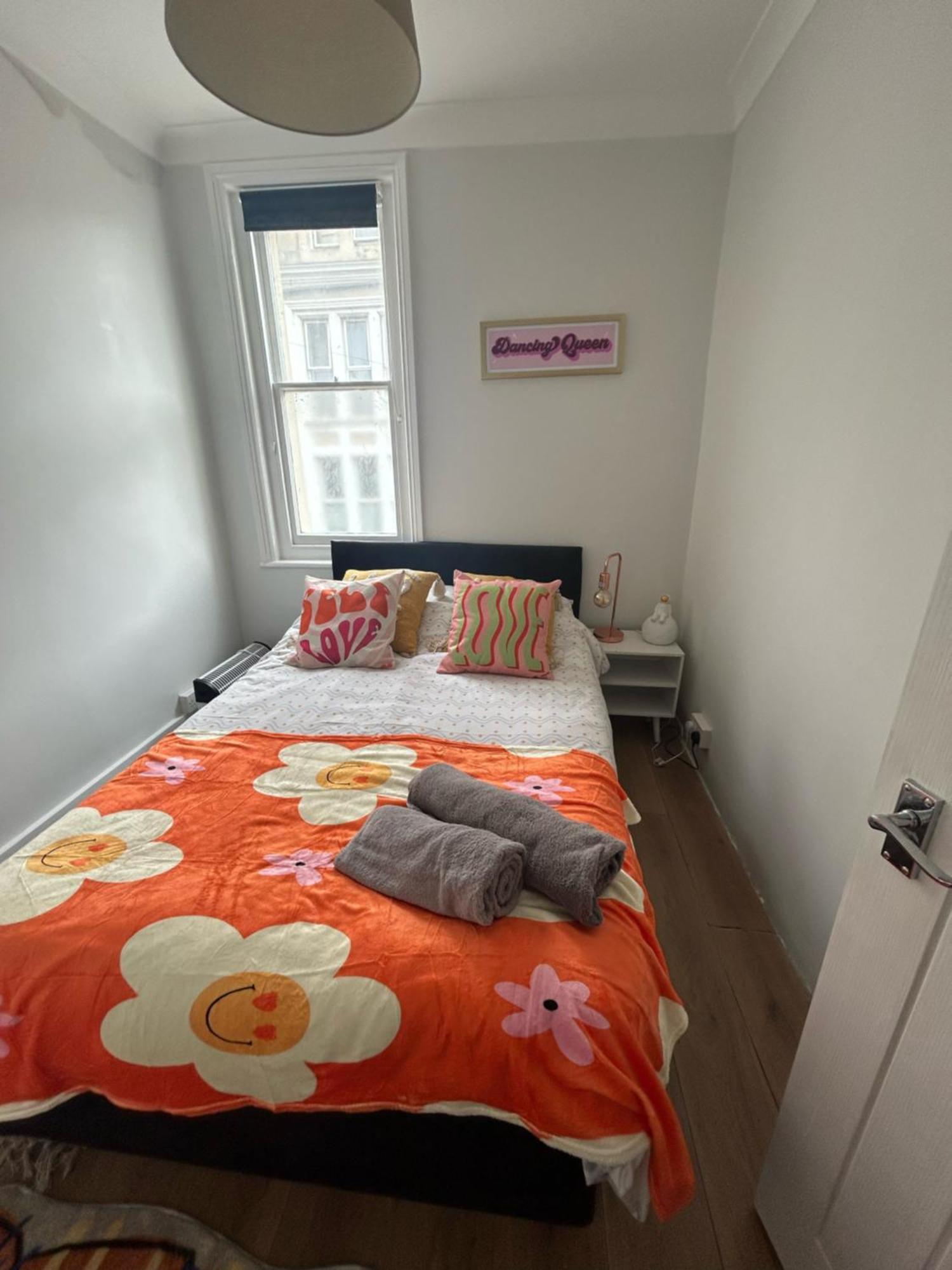 Bright Apartment In The Heart Of St Leonards Hastings Exterior photo