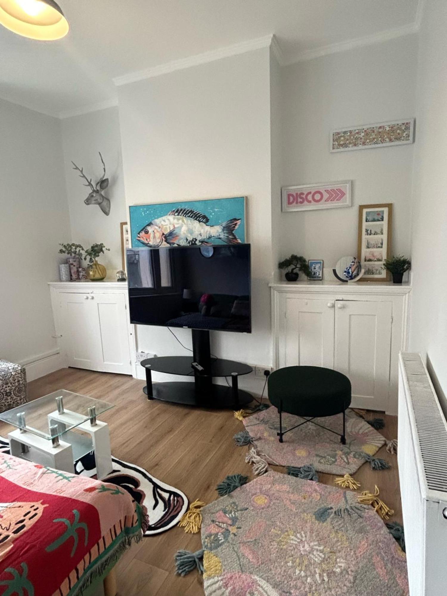 Bright Apartment In The Heart Of St Leonards Hastings Exterior photo